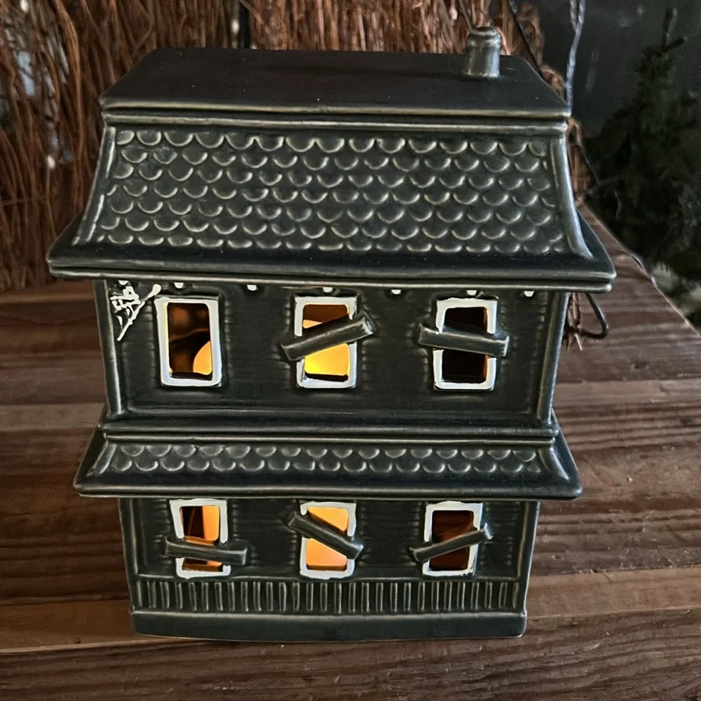 Pottery Barn Ceramic Haunted Medium House BNIB